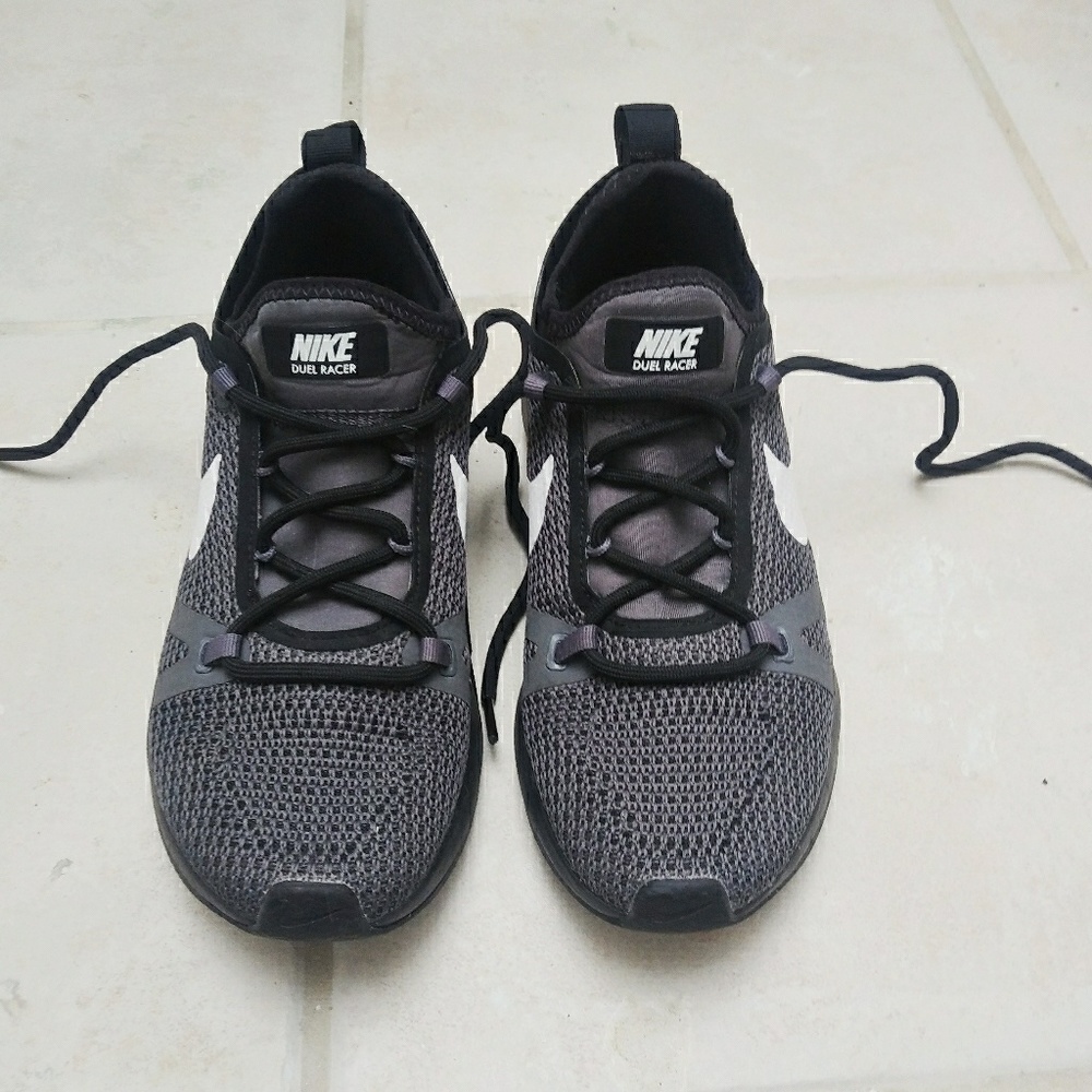 Nike Dual Racer Sneakers